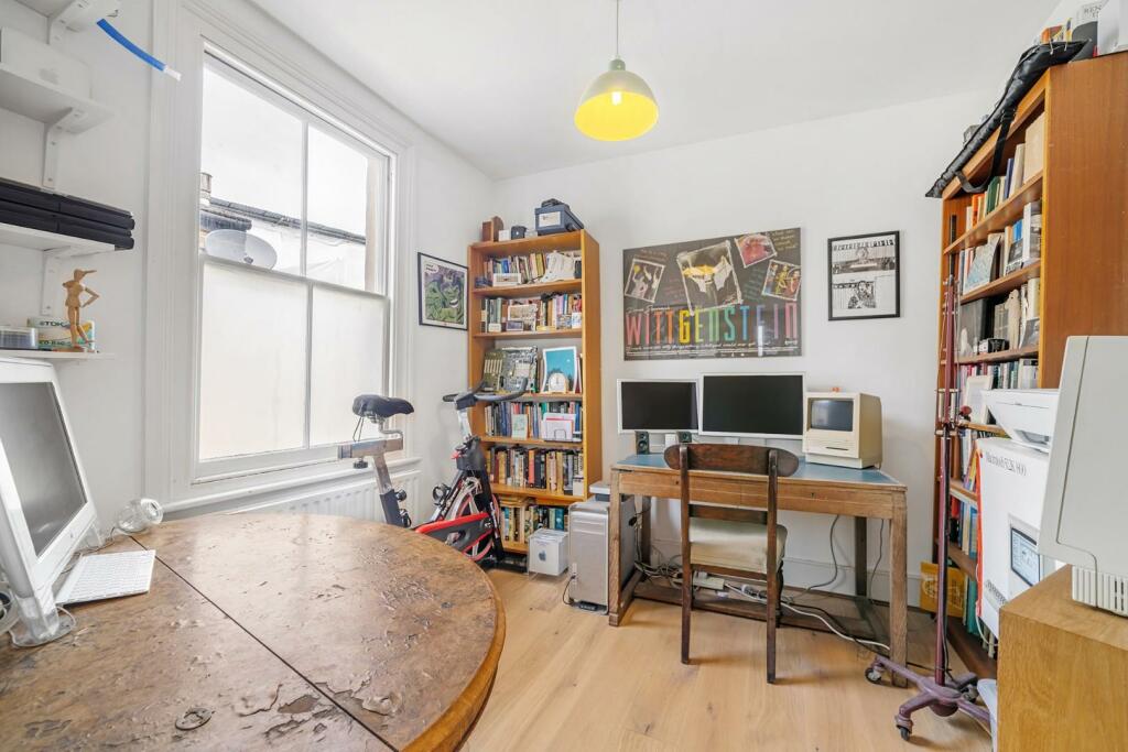 Bedroom 3.jpg
