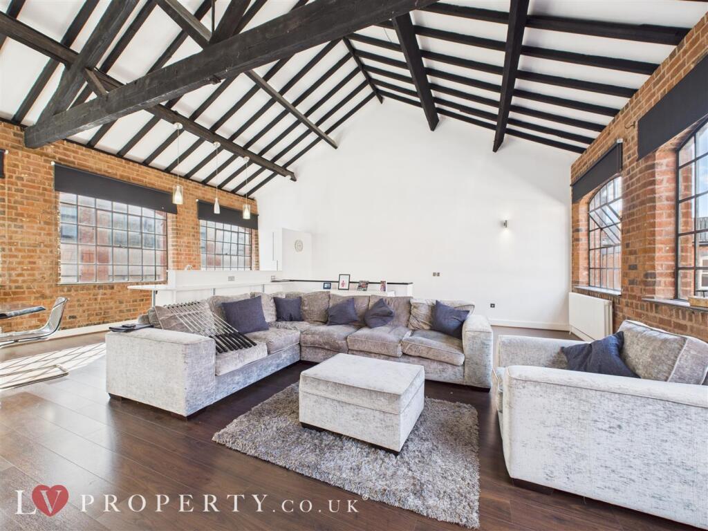 CAM05016G0-PR0110-ST