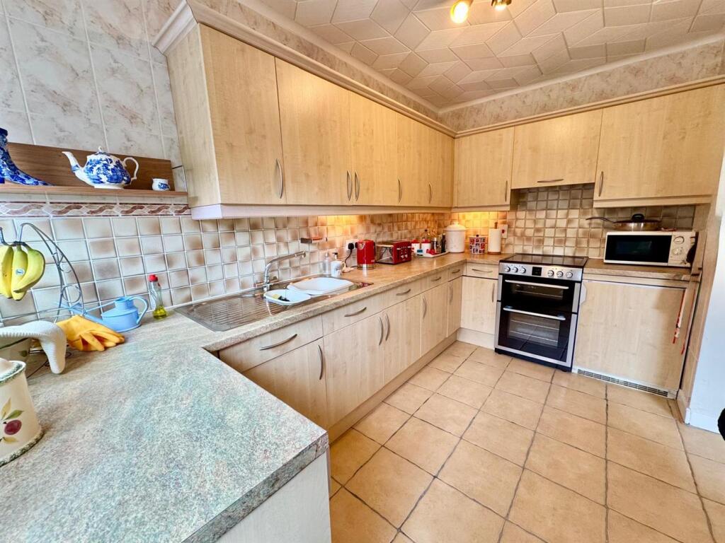 PHOTO-2025-11-12-07-38-31 (16).jpg