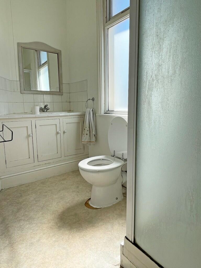 Shower Room/WC 