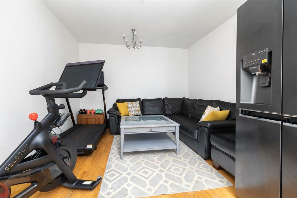 17 Fleming Drive-18.jpg