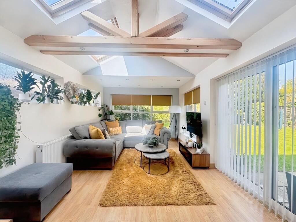 CONSERVATORY 1.jpg