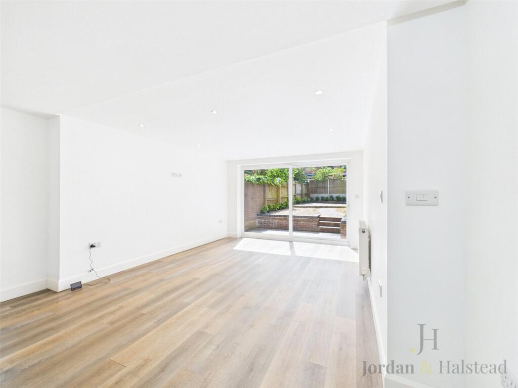 Kitchen/Living/Dinin