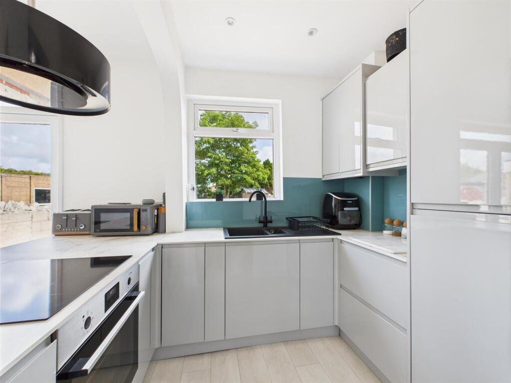 Open Plan Kitchen/Dining Room