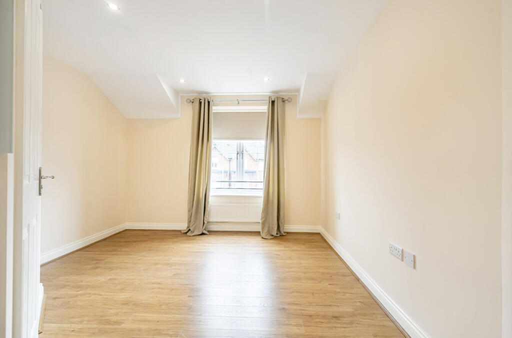 1311259-7-68518ab...