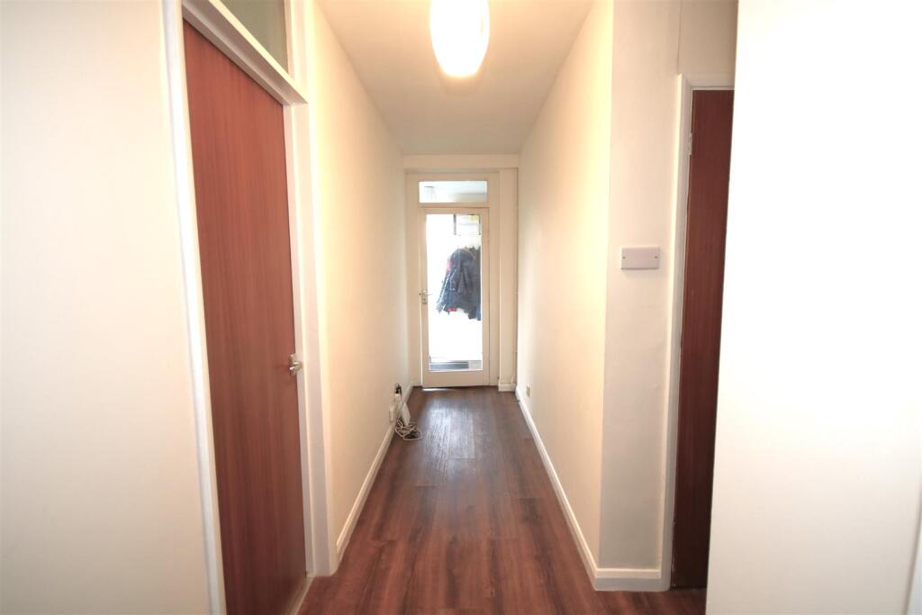 Hall b.JPG