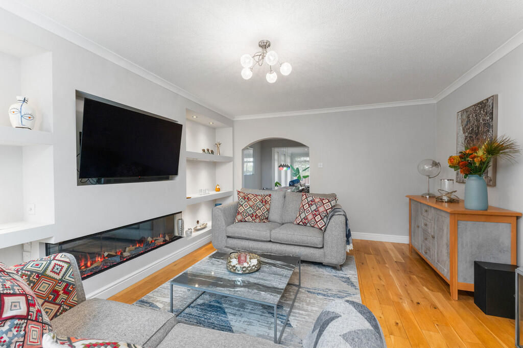 33 Birkdale Park ...