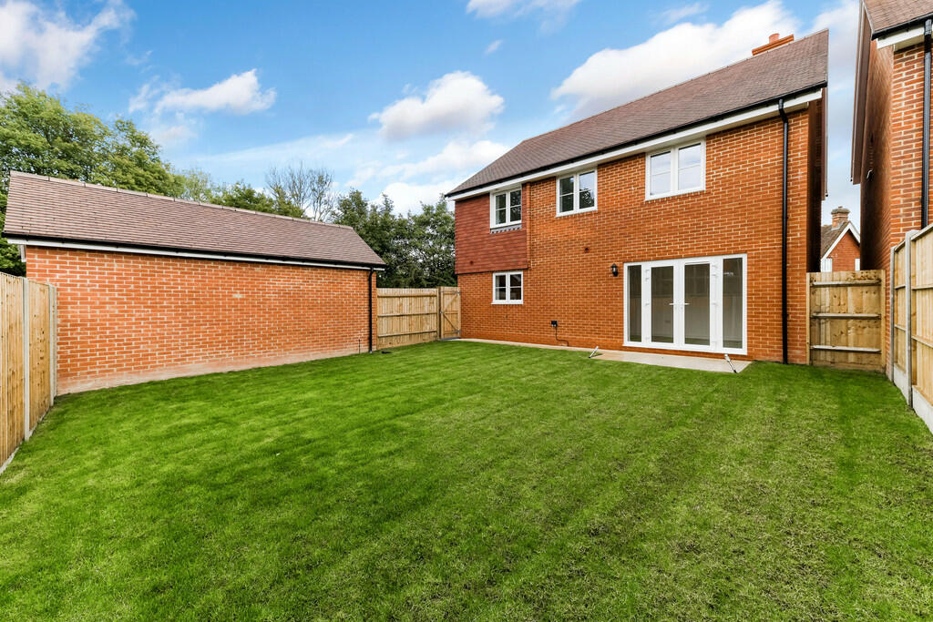 ANNING CLOSE, 5 (...