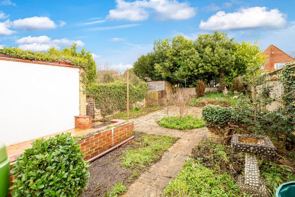 74ft Rear Garden