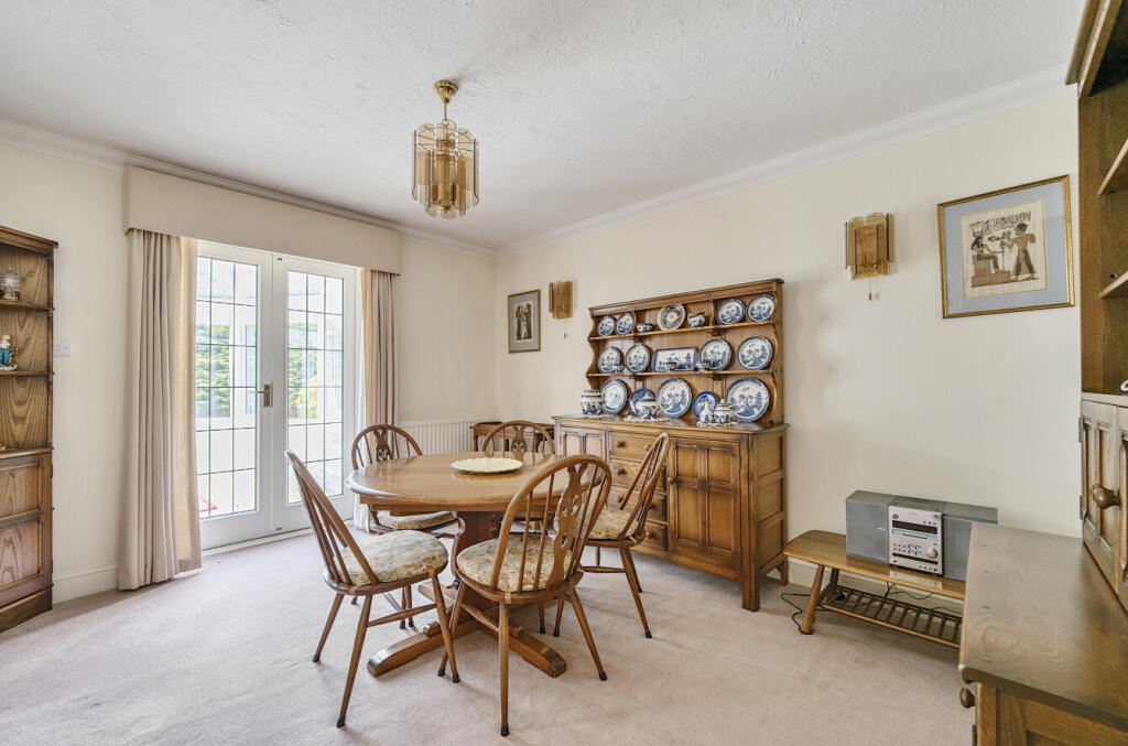 1290760-7-682b186...