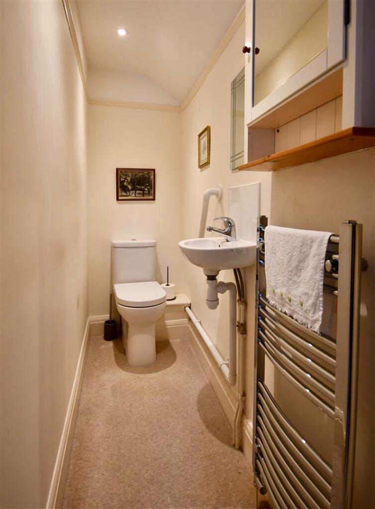 En Suite Cloakroom