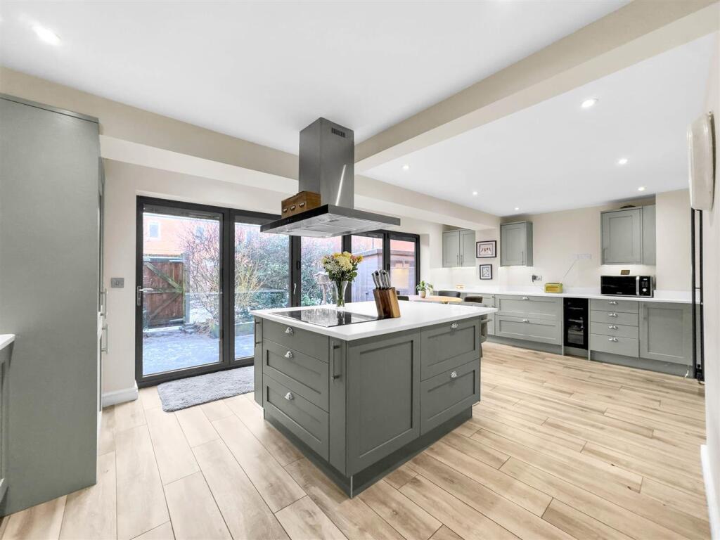 Open Plan Living Dining Kitchen