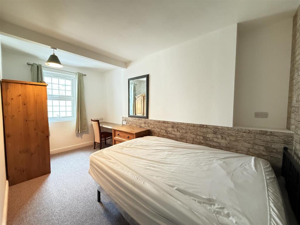 Bedroom 3.JPG