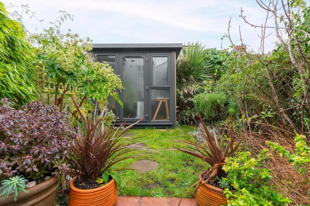 2K2WSSE - External G.jpg