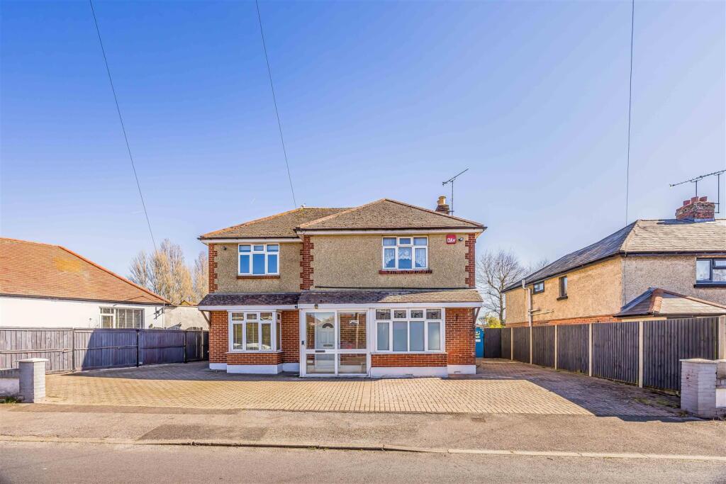 26 Queens Grove, Waterlooville-Small-PorticoMarket