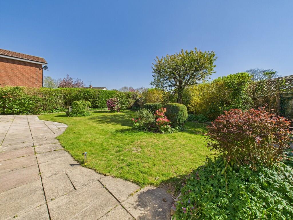 CAM02854G0-PR0364...