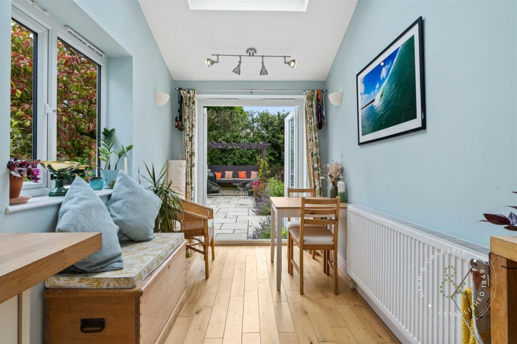 Talygarn Street, Cardiff, Hern Crabtree (9).jpg