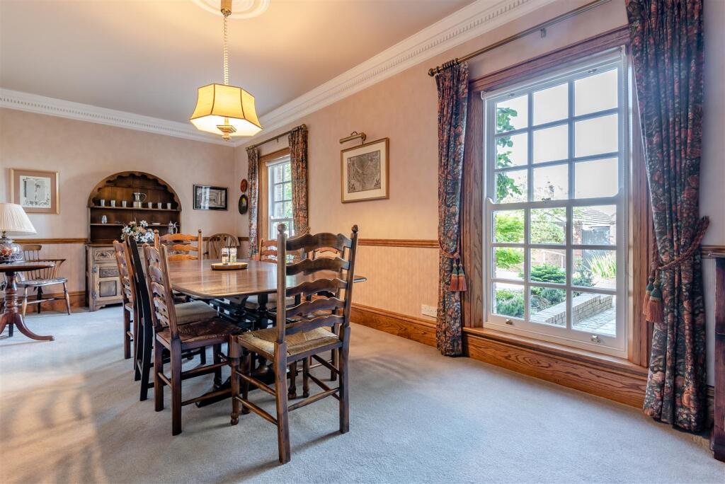 8645957-interior06.jpg