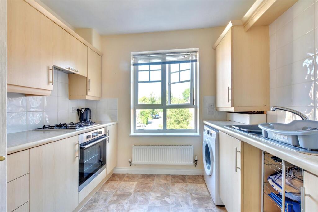 Kitchen_1.jpeg