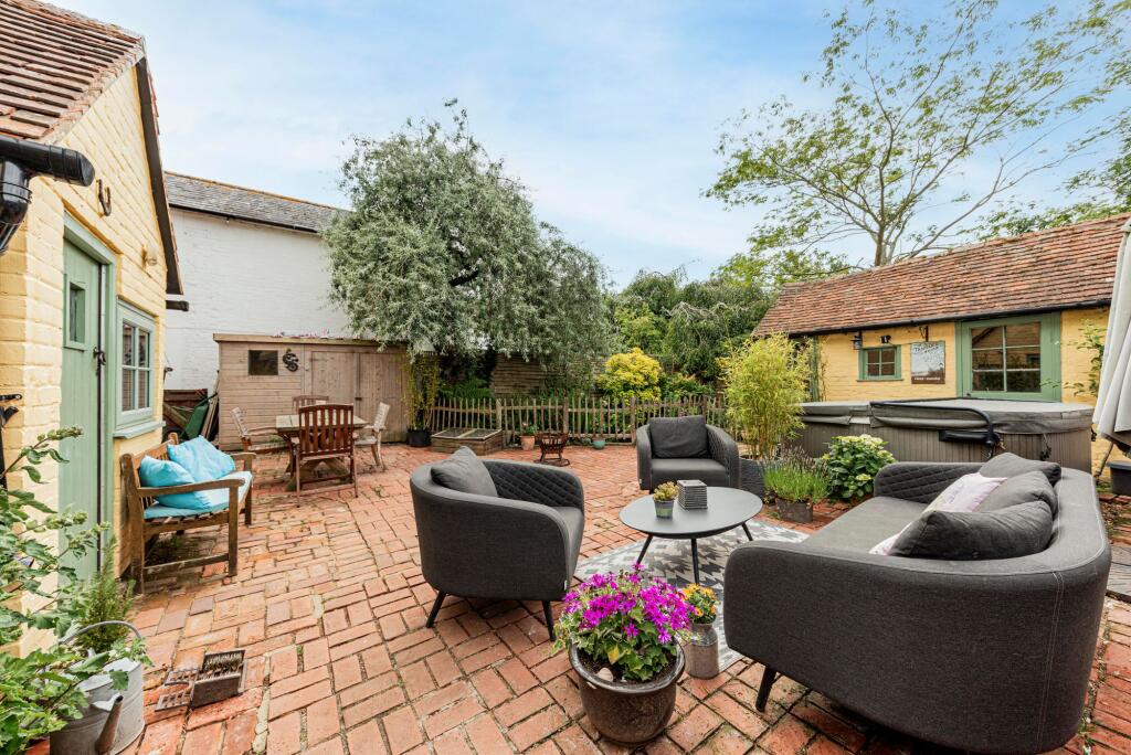 Rear Garden (3)
