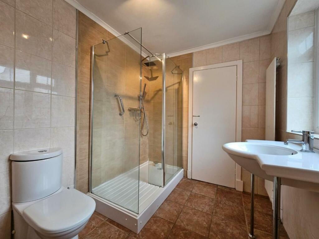 Bedroom 1 En-Suite
