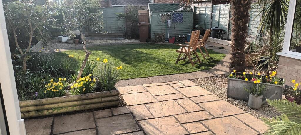 Garden 2.jpg