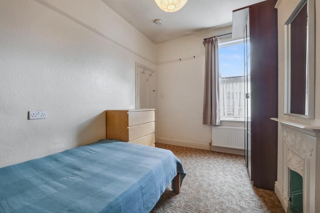 Double Bedroom