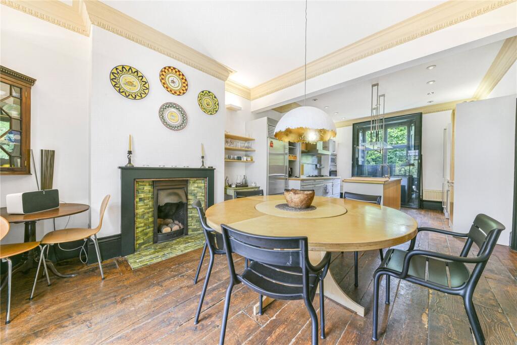 Kitchen/Breakfast