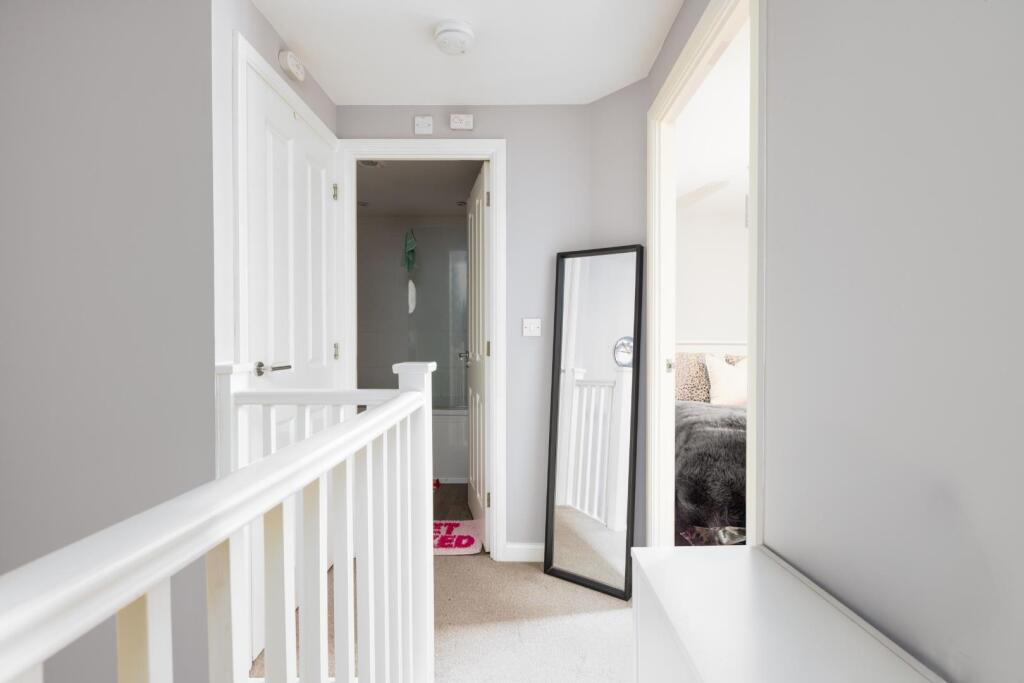 56 Snowberry Walk, BS5-7.jpg