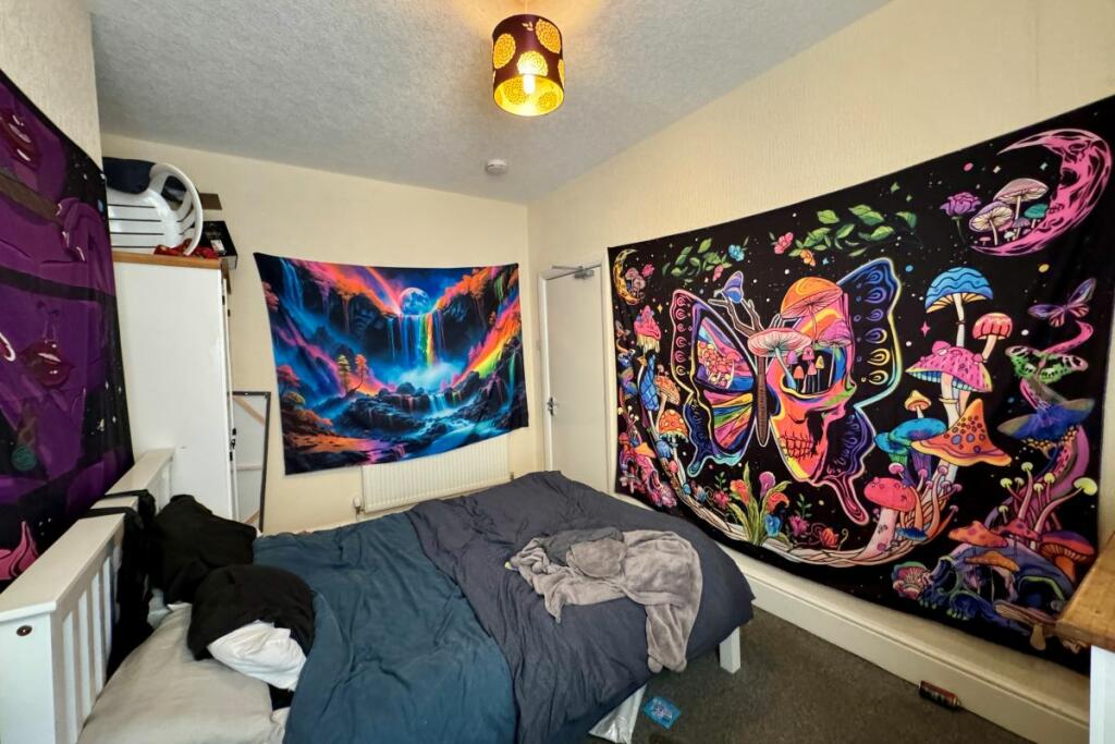 Room 4