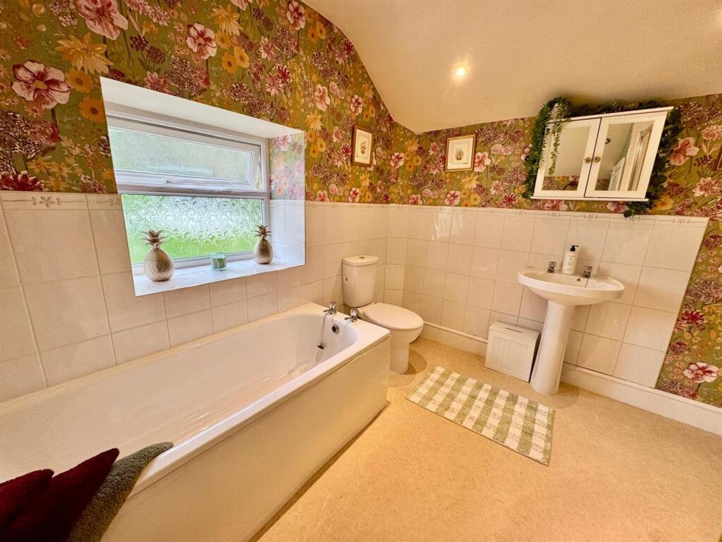 PHOTO-2025-09-08-20-23-53 (9).jpg