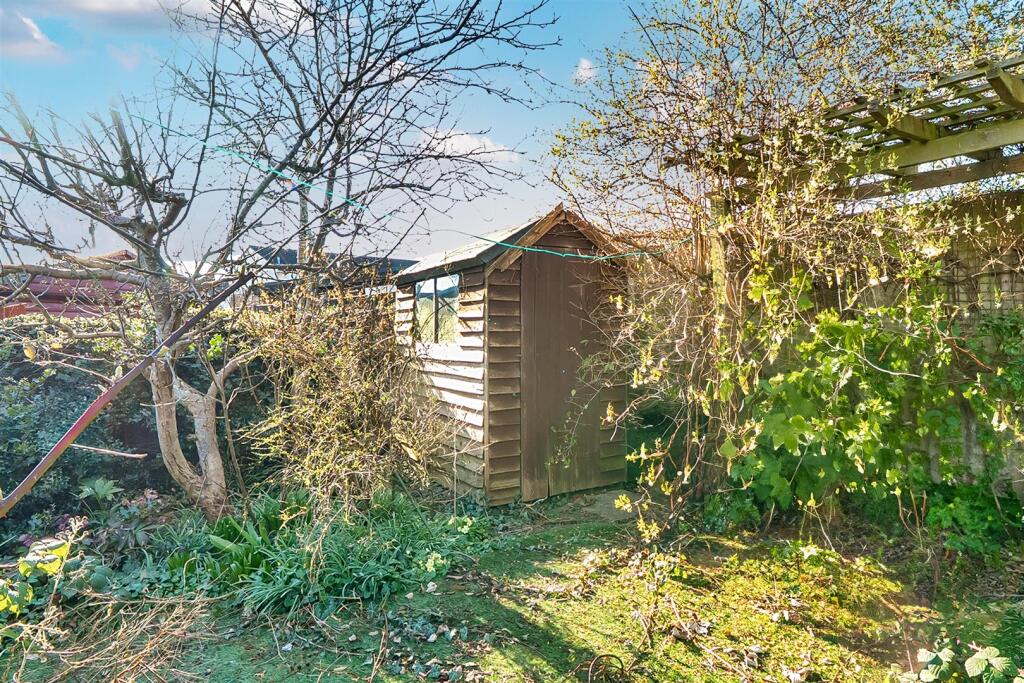 5 Palmer Drive, Lutterworth