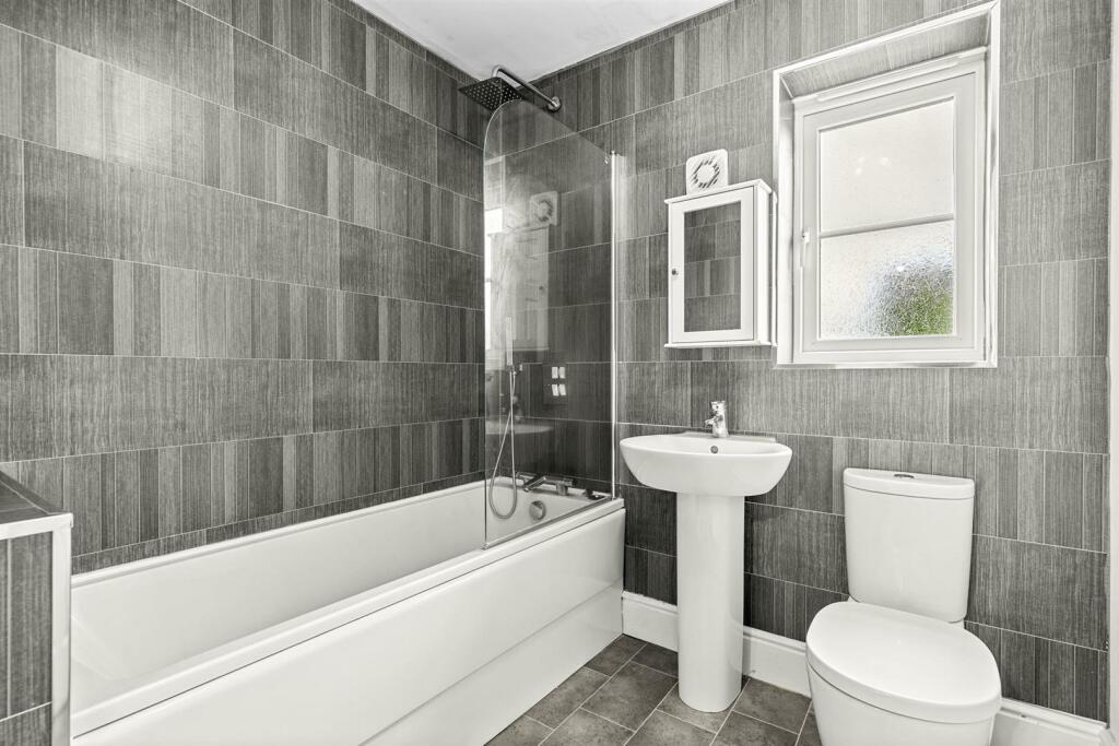 Family bathroom