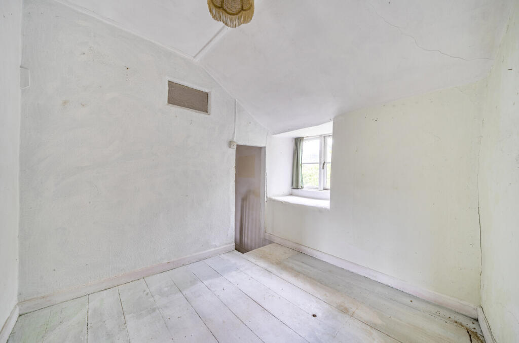 1361414-6-68de47e...