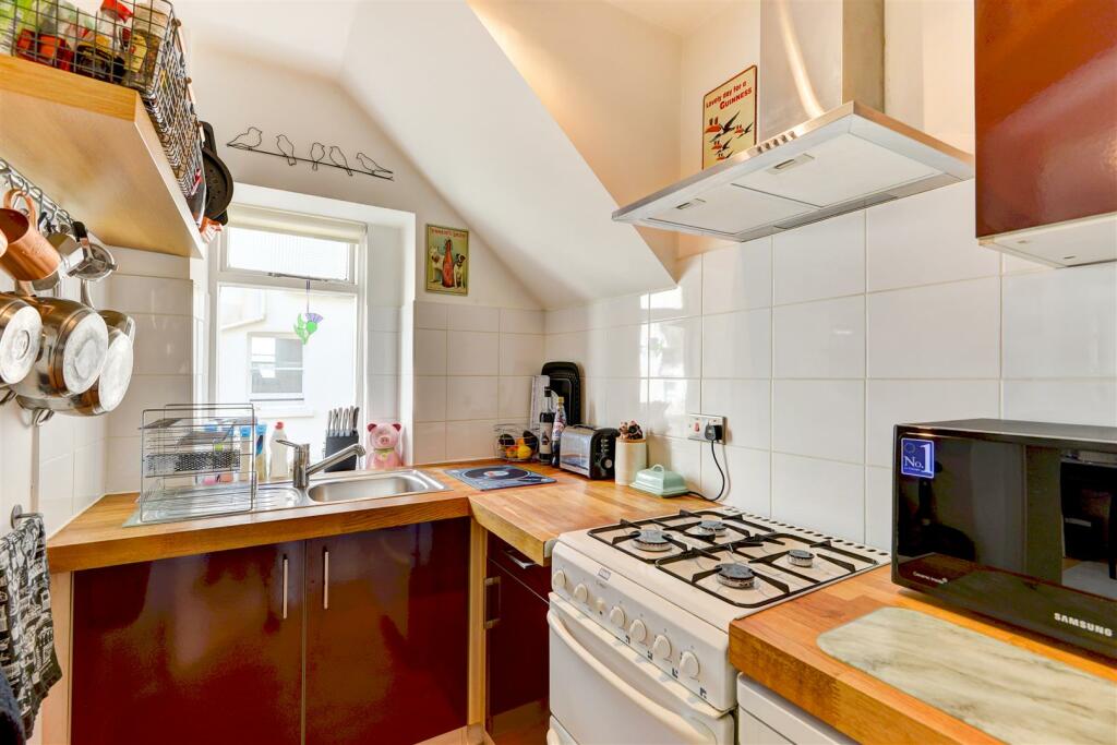 Kitchen.jpg