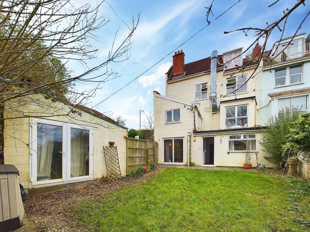 1 - 2 bedroom garden flat.png
