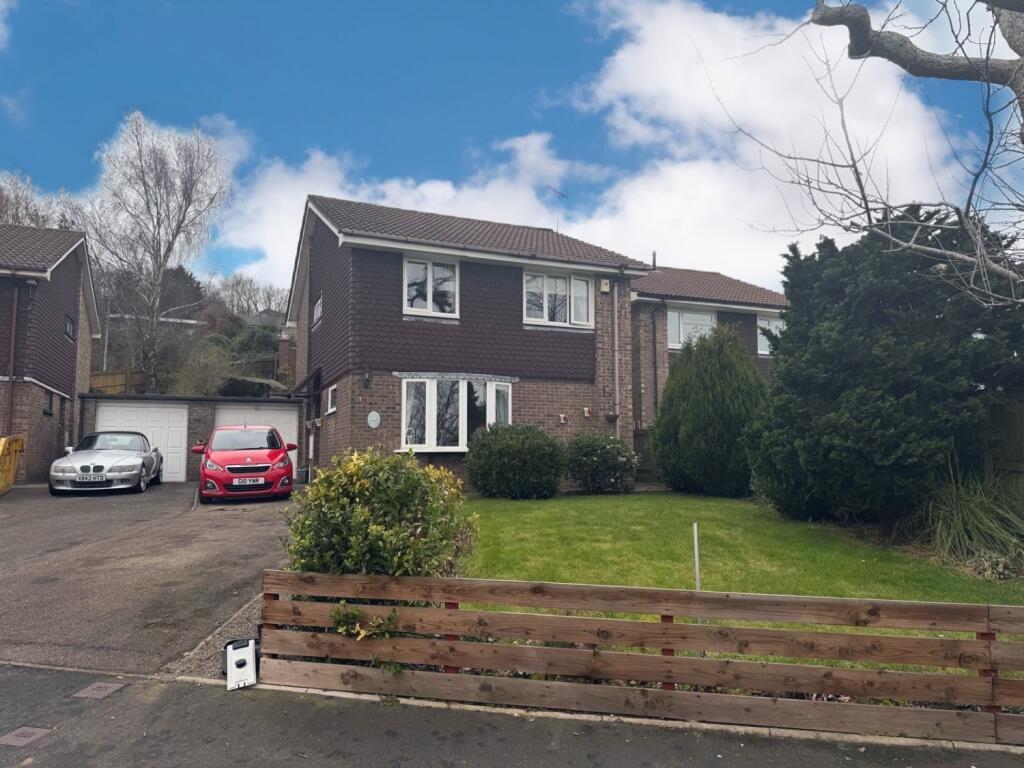 8B581386-9ADE-44B1-B011-7511382D275B 2