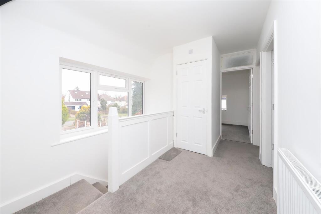 20 Warren Road (8) copy.jpg