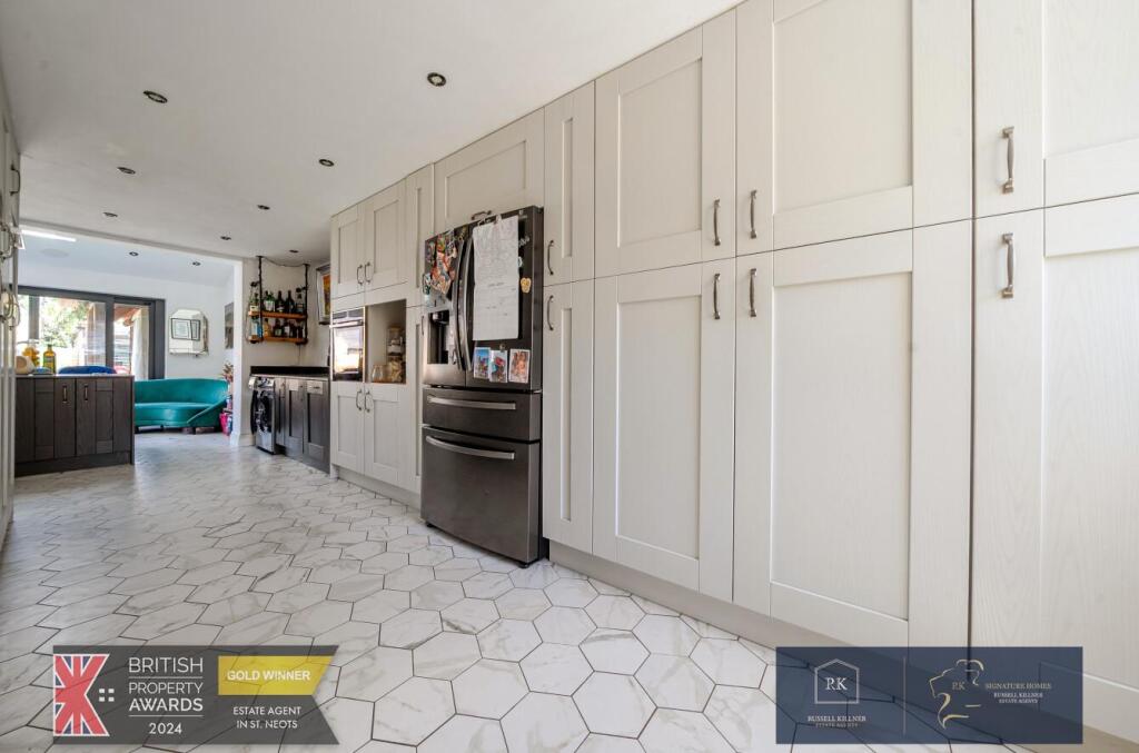 Kitchen Family Room.