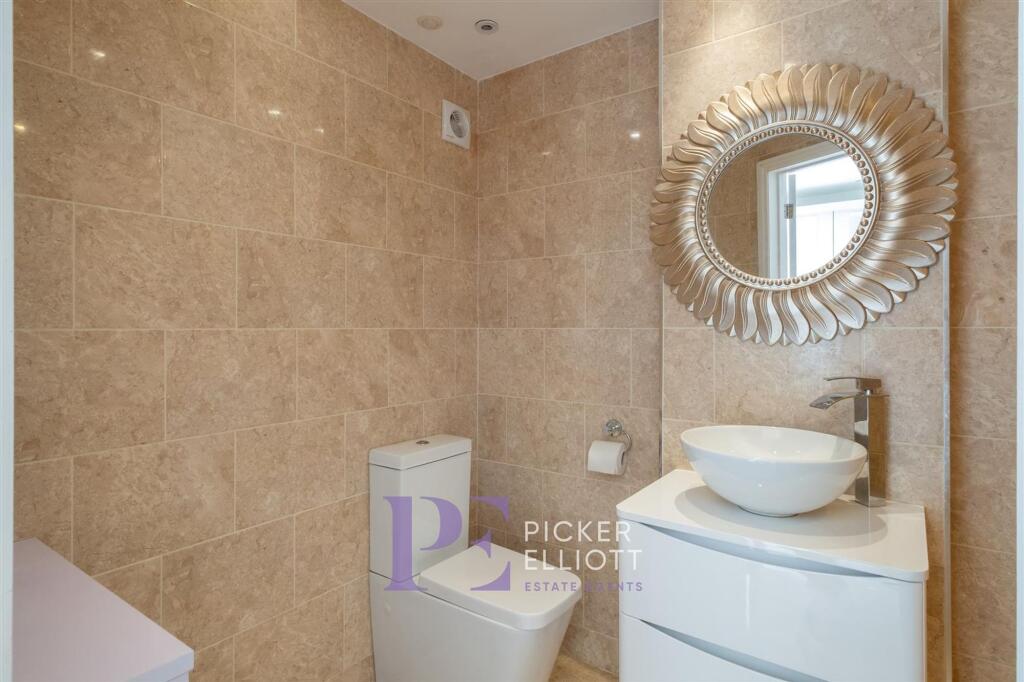 Ensuite