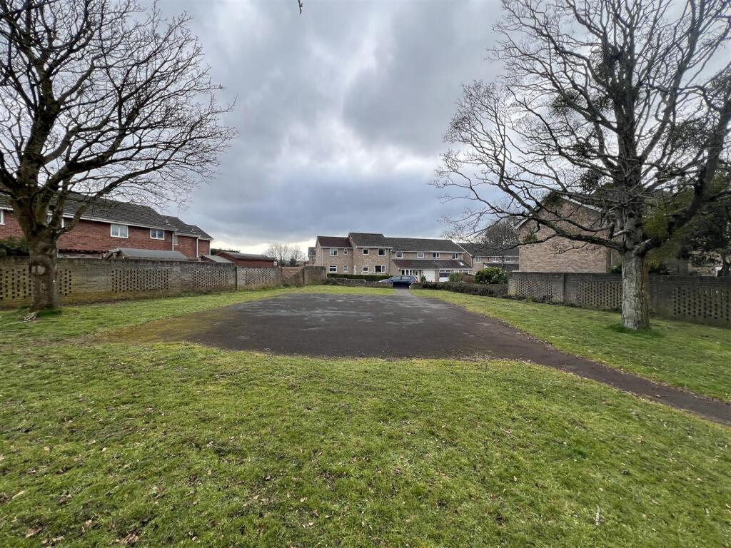 7 - Land for Auction, Nailsea, Bristol.JPG