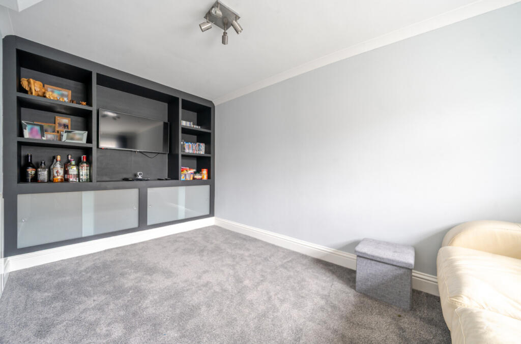 6a4870c7-ef89-46b...