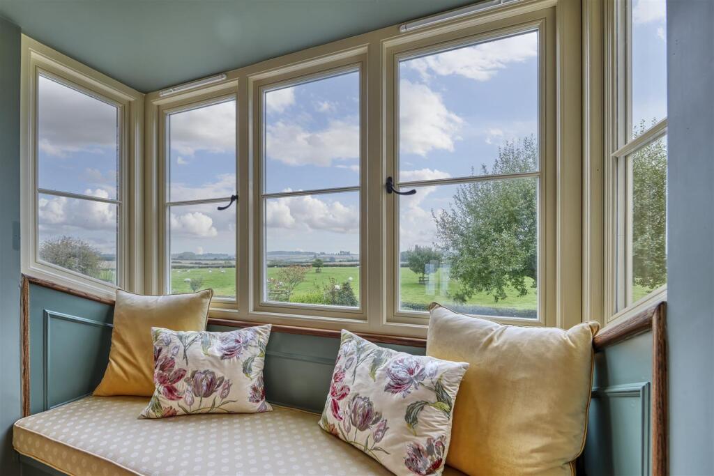 55 Glapthron Rd Upper Benefield-49.jpg