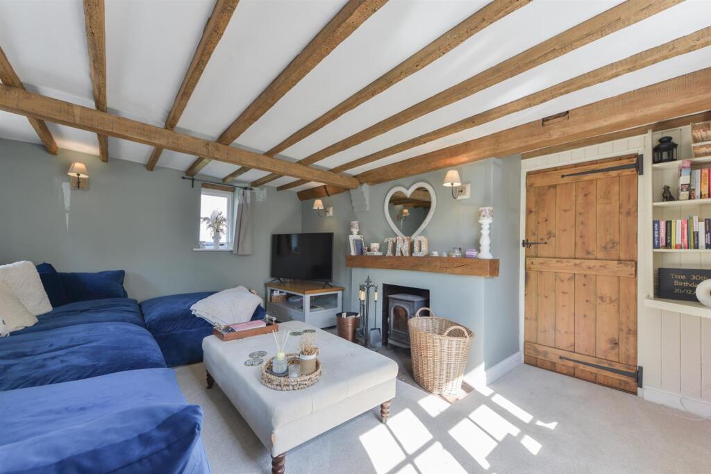 Tatt Cottage8.jpg