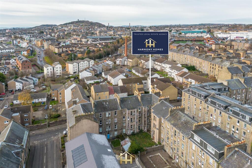 11 OGILVIE ST 201125 EDIT (7 of 10) 1.jpg