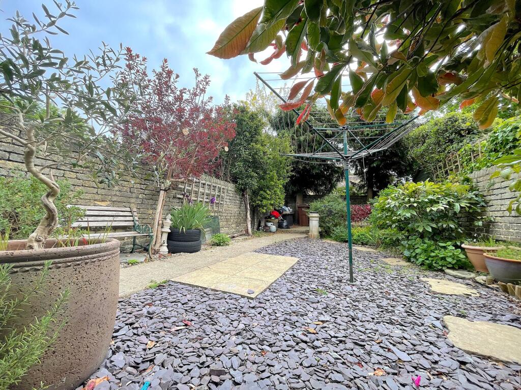 Garden (6)