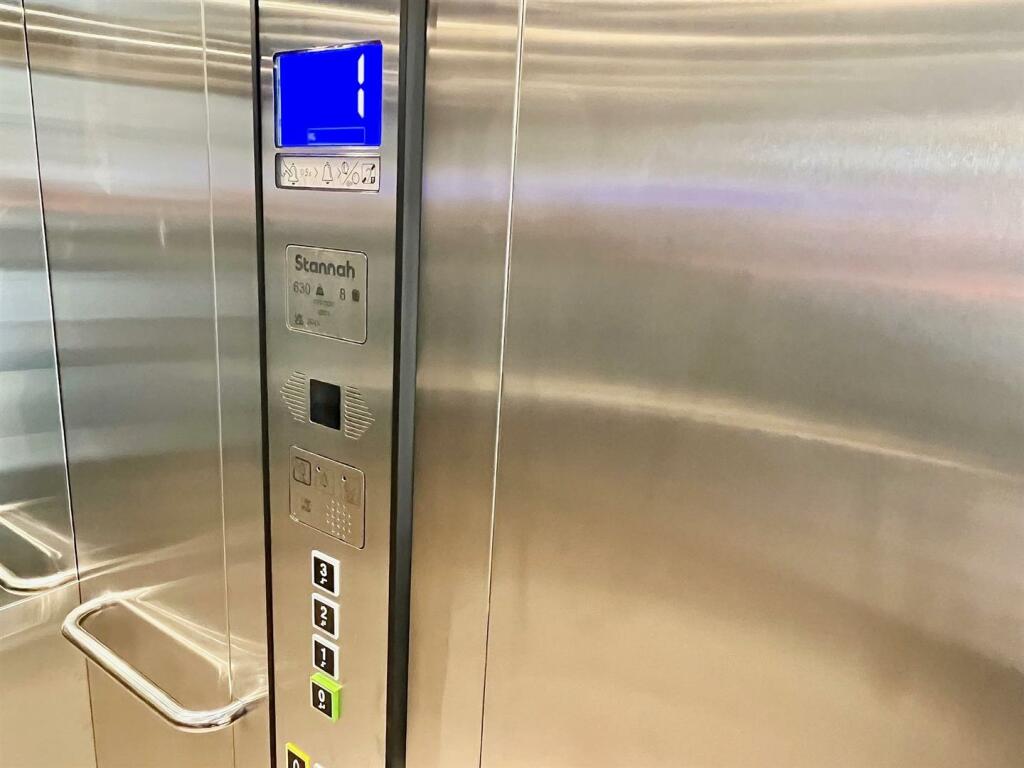 Lift (2)_.jpg