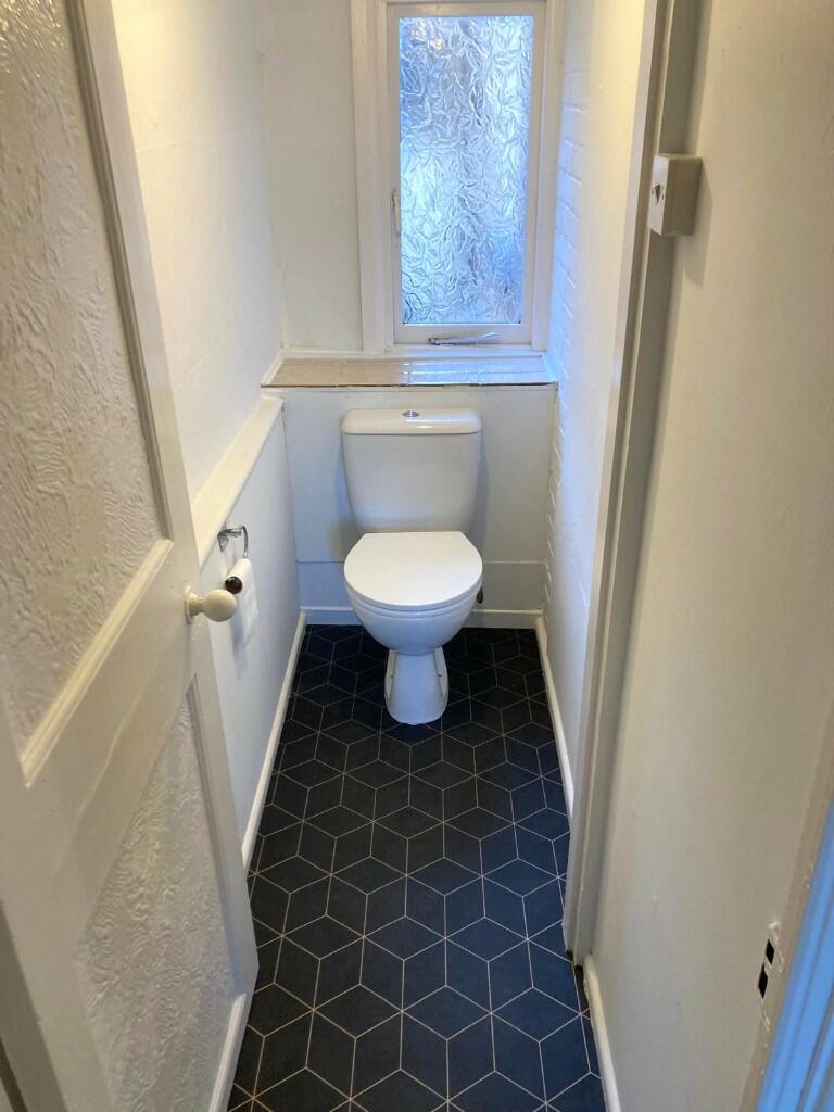 BEDROOM 1 W/C