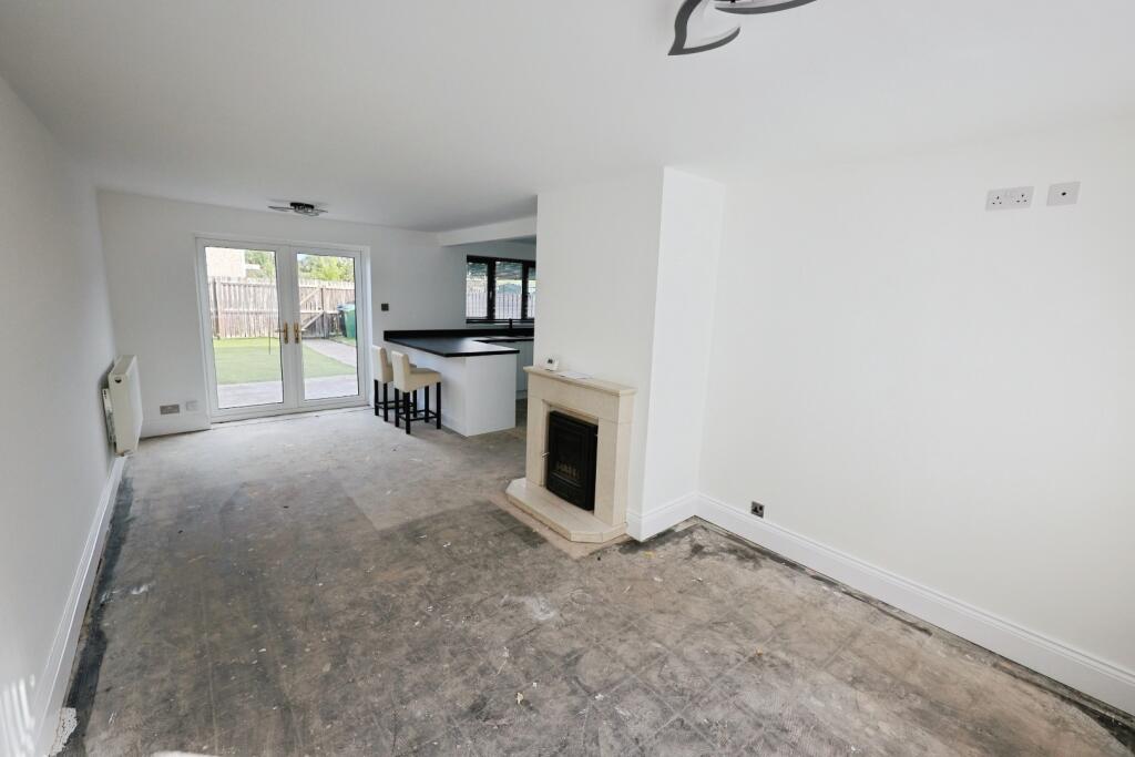 pbox-living_room-342205.JPG