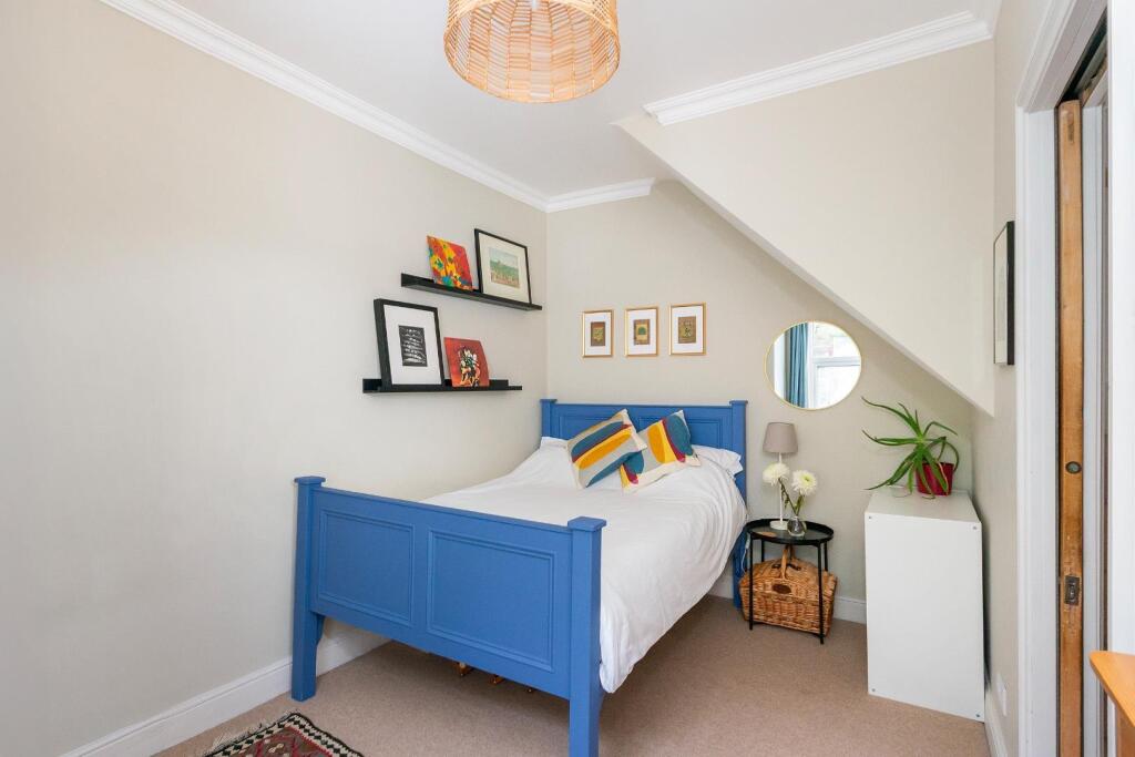 2B5R2BAV - Bedroom C.jpg